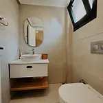 Отель Marla