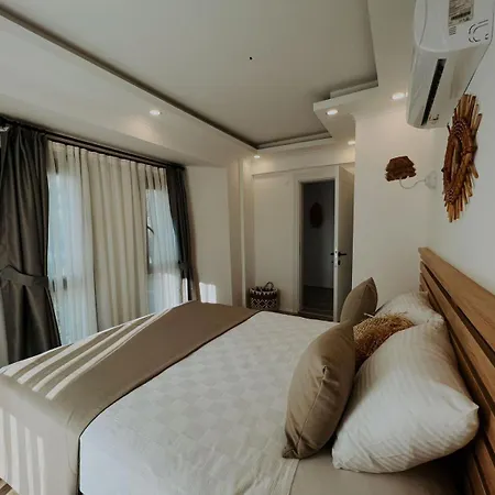 Marla Hotel *